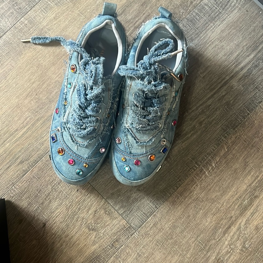 Gem sneakers